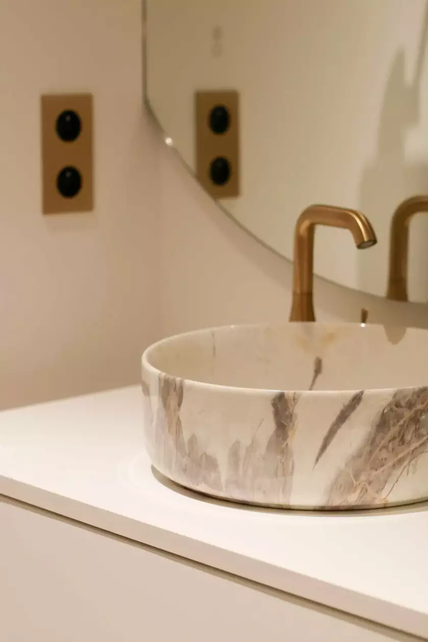 Gallery item